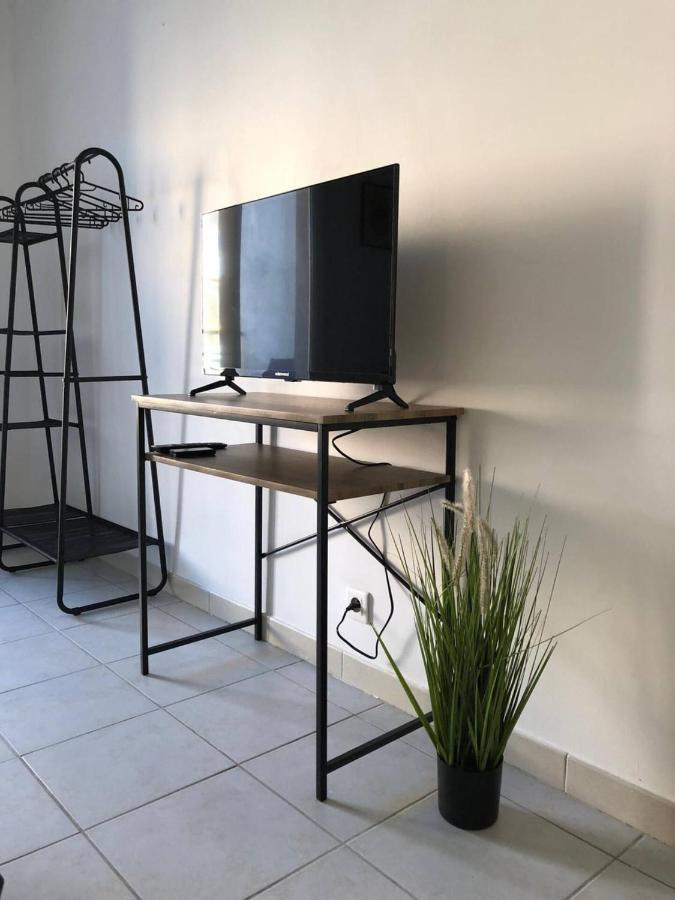 דירות נים Studio Le 2, Free Parking, Free Wifi, Transports מראה חיצוני תמונה