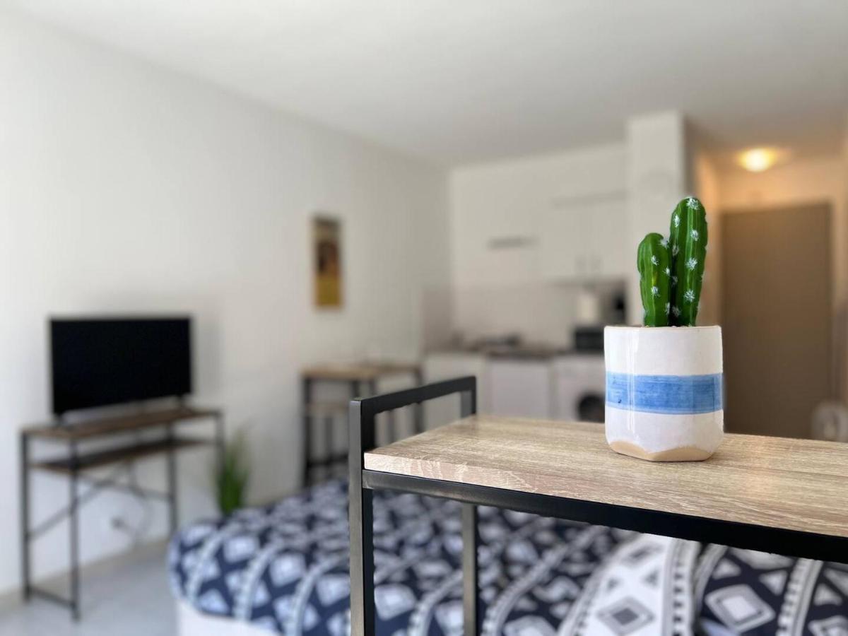 דירות נים Studio Le 2, Free Parking, Free Wifi, Transports מראה חיצוני תמונה